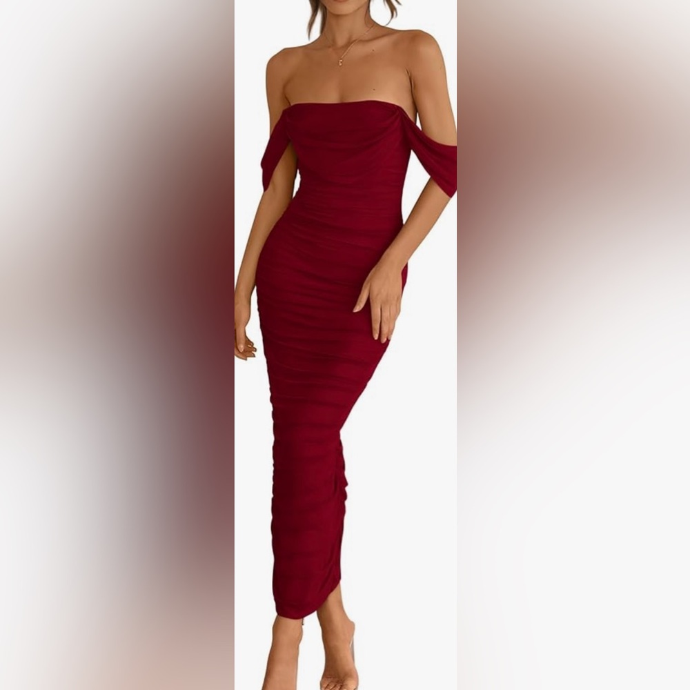 PRETTYGARDEN Off The Shoulder 
 Ruched Bodycon Sleeveless Split Maxi Dress